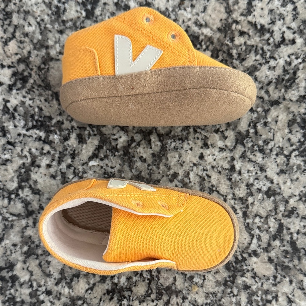 Veja Yellow Kids Canvas and nubuk Shoes with Soft Sole